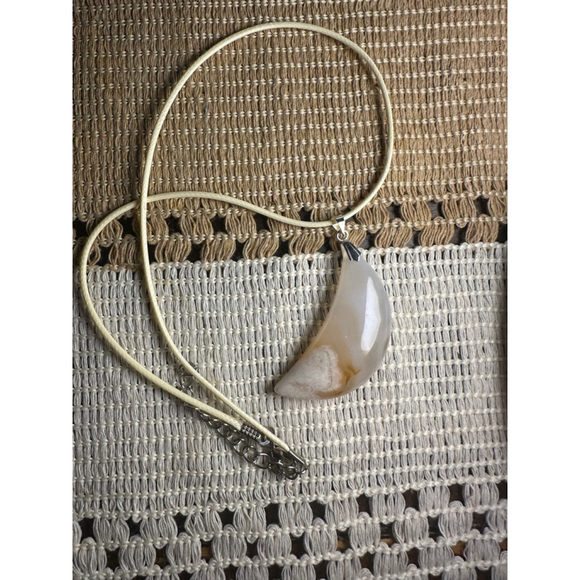 Natural Flower Agate Crescent Moon Pendant Necklace - Picture 6 of 11